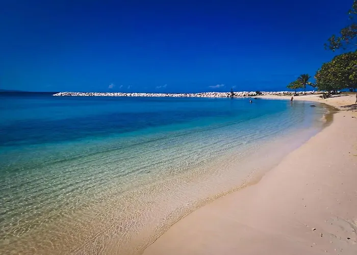 Boardwalks - A Sky Harbour Oceanfront Twin 4* Montego Bay